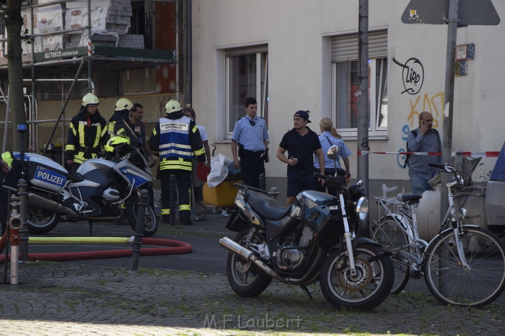 Explo Feuer 2 Koeln Kalk Hoefestr P011.JPG - Miklos Laubert